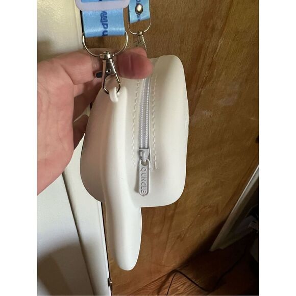 Cinnamoroll Silicone Crossbody Bag - Picture 6 of 8